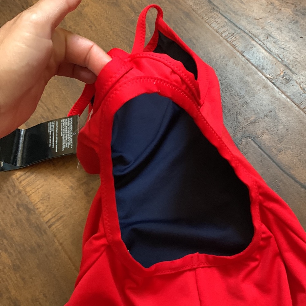 TYR NWT Guard Rev Diamondback Red/Navy Small One Piece Swimsuit Swim Durafast - Picture 9 of 10